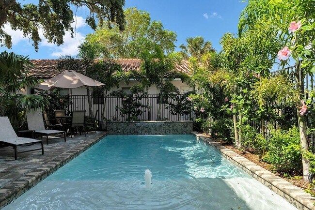 Building Photo - 15 Ocean Breeze