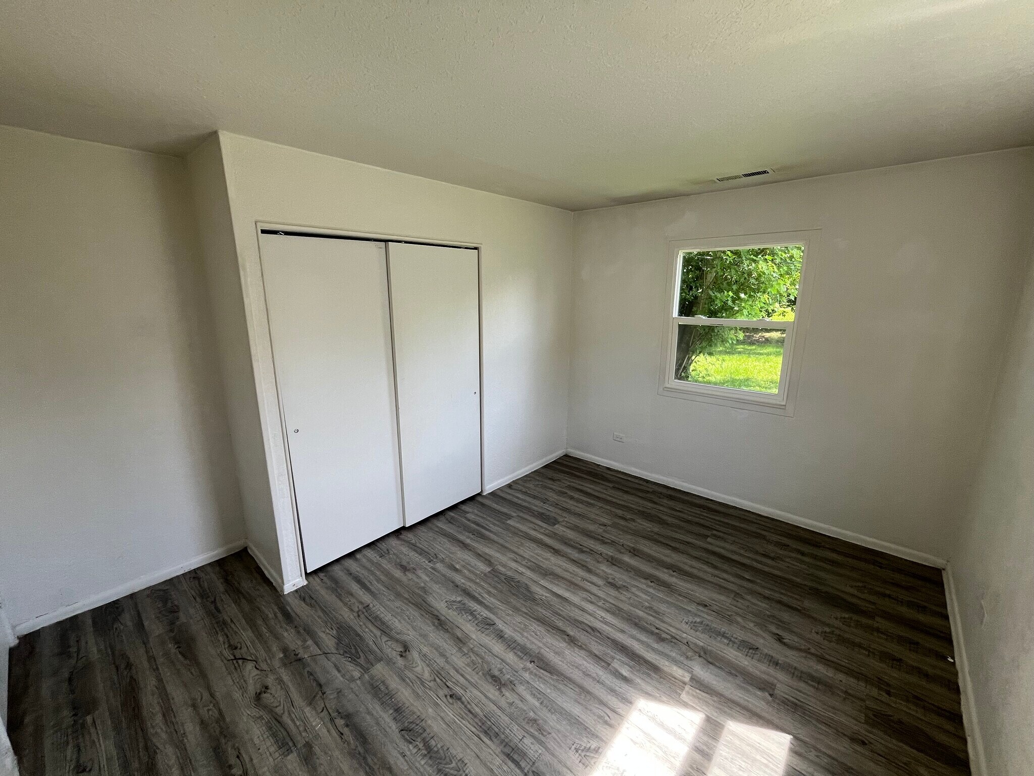 Building Photo - 2705 Horton Dr