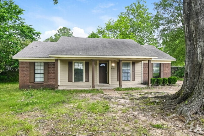 Building Photo - 6530 Castle View Cove
