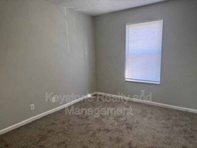 Building Photo - 3318 Royster Ln