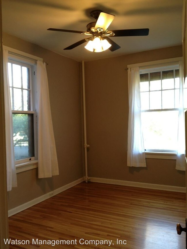 Building Photo - 1 br, 1 bath Apartment - 508 S Cedar St. #D
