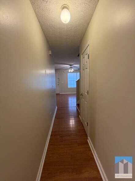 Building Photo - 5196 Tew Ln SW