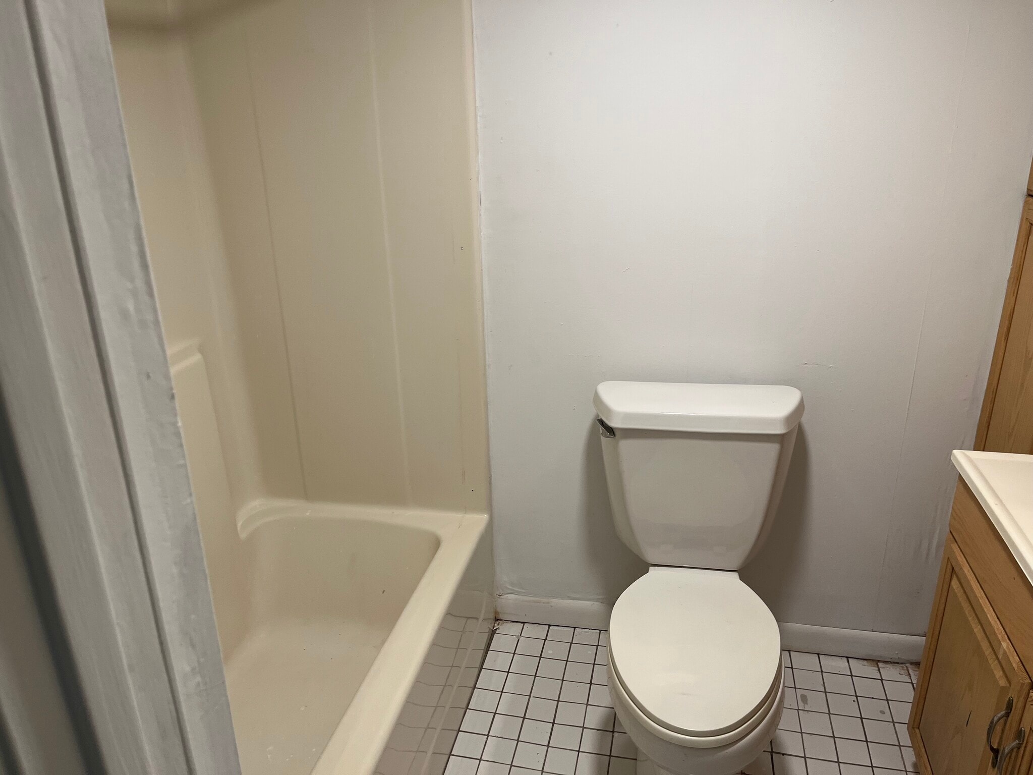 Bathroom - 3617 Sharon Ave