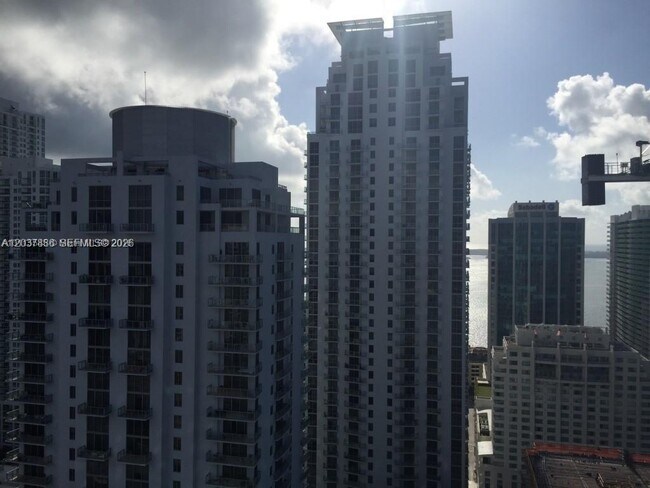 Building Photo - 1100 S Miami Ave