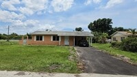 Building Photo - 1301 Ansin St