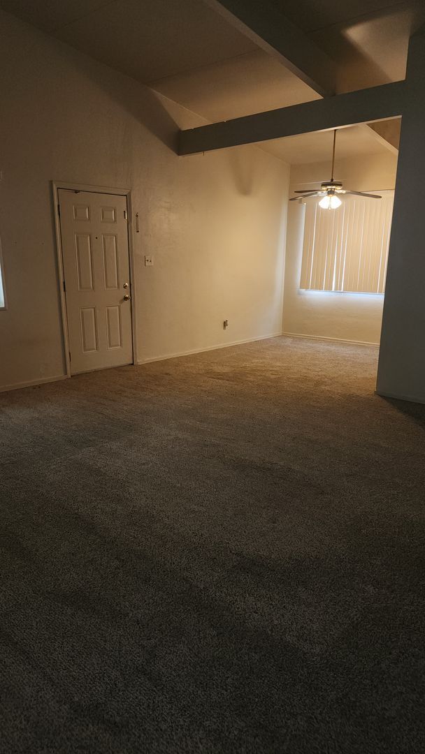 Building Photo - 139