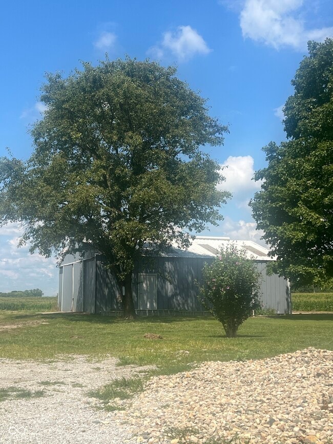 Building Photo - 8654 W 900 S