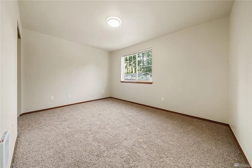 Building Photo - 11701 9th Avenue Ct E