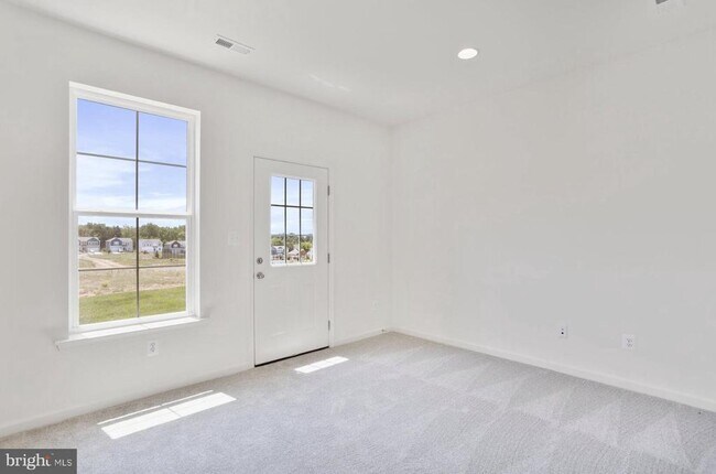 Building Photo - 620 Tracy Wy