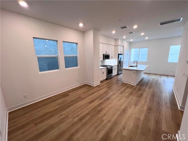 Building Photo - 1627 Hornet Ln