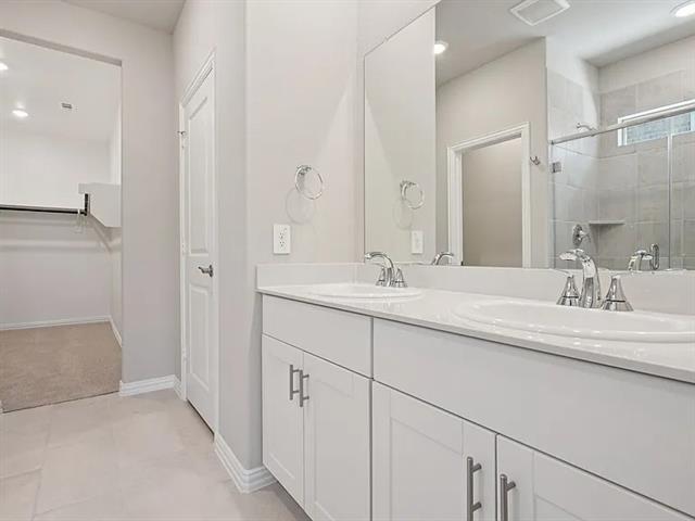 Building Photo - 414 Blanton St