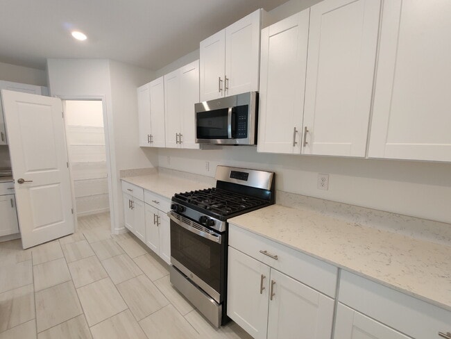 Building Photo - 13413 Sunset Sapphire Ct