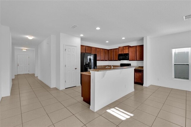 Building Photo - 465 Ogelthorpe Dr