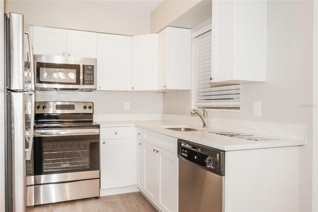 Building Photo - 107 Inwood Ct