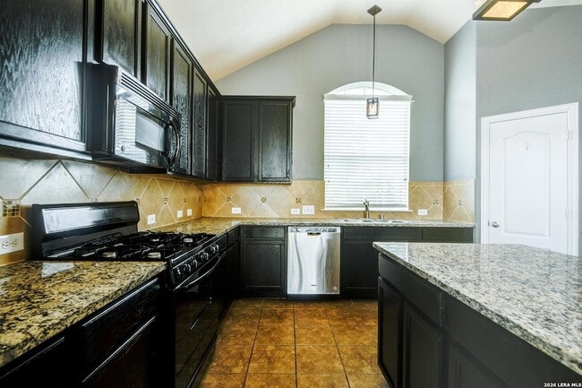 Building Photo - 122 Bright Brook Ln