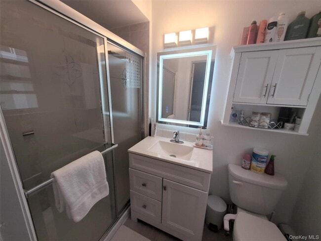 Building Photo - 512 E State St