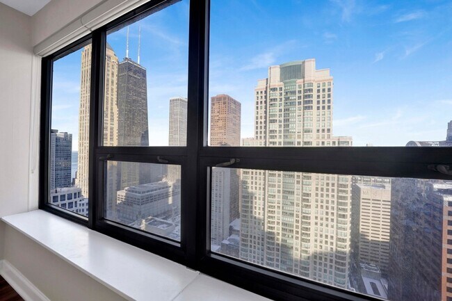 Building Photo - 30 E Huron St