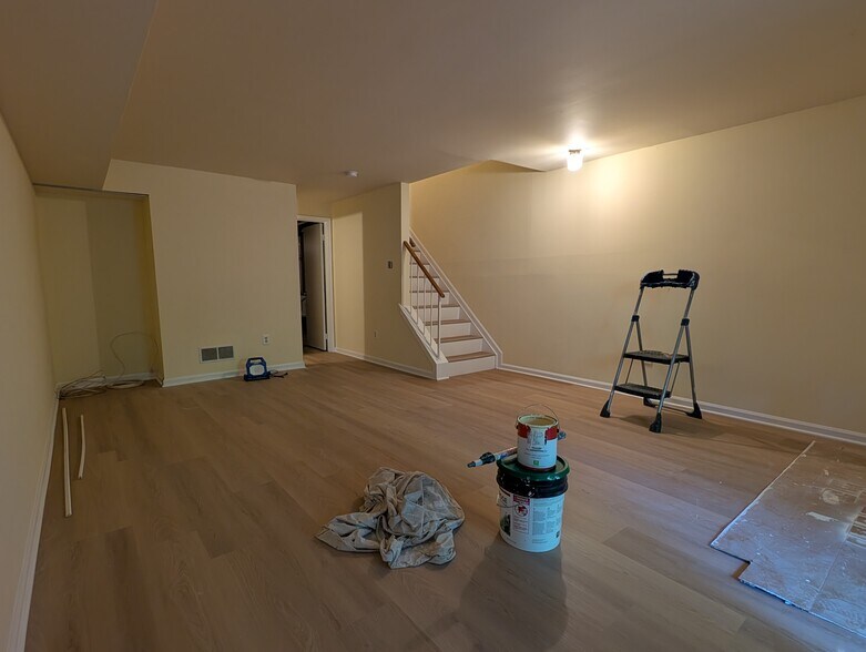 Building Photo - 3829 Water Drop Ct
