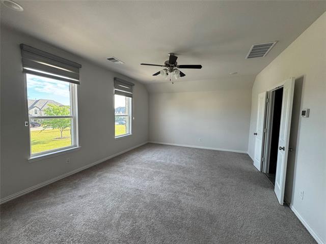 Building Photo - 633 Somerset Dr