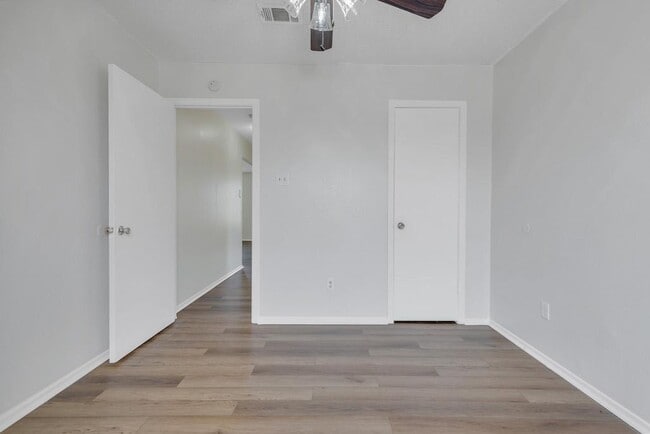 Building Photo - 4602 Ronald Dr