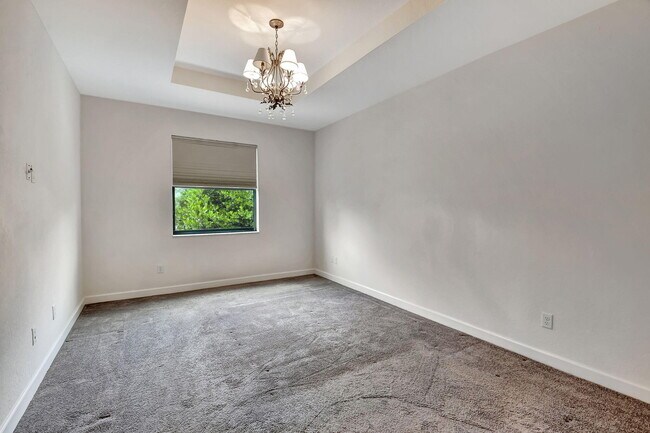 Building Photo - 12994 Anthorne Ln