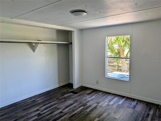 Building Photo - 36320 Grassy Hill Ln