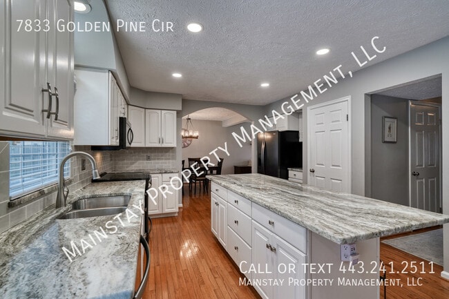 Building Photo - 7833 Golden Pine Cir