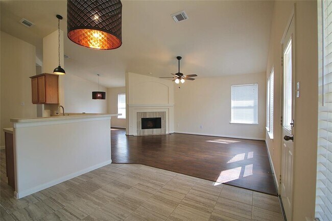 Building Photo - 2650 Sable Ridge Ln