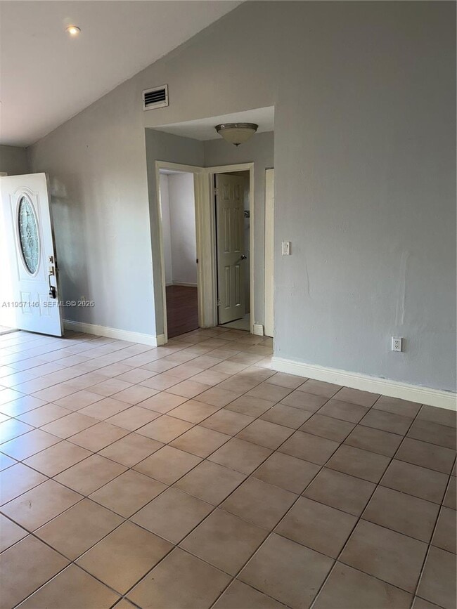 Building Photo - 8712 NW 108th Ln