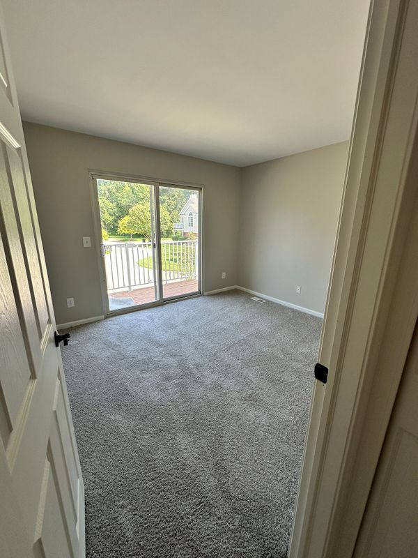 Building Photo - 52099 Heatherstone Ave