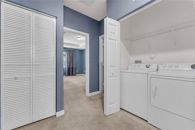 Building Photo - 17461 SW 153rd Ct