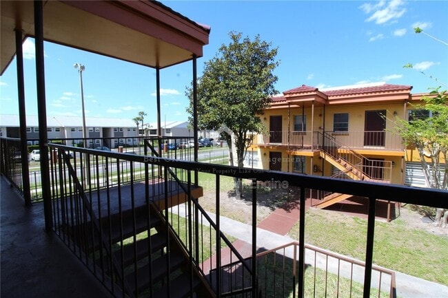 Building Photo - 746 McDougall Ct