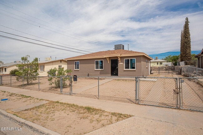 Building Photo - 7813 Rodeo Ave