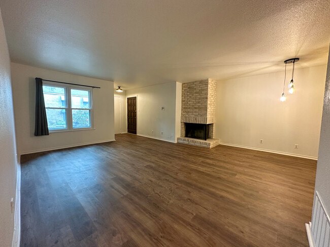 Living room to exit door - 2300 Nacogdoches Rd