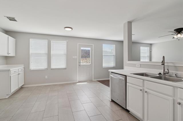 Building Photo - 2600 Teal Cove Ln