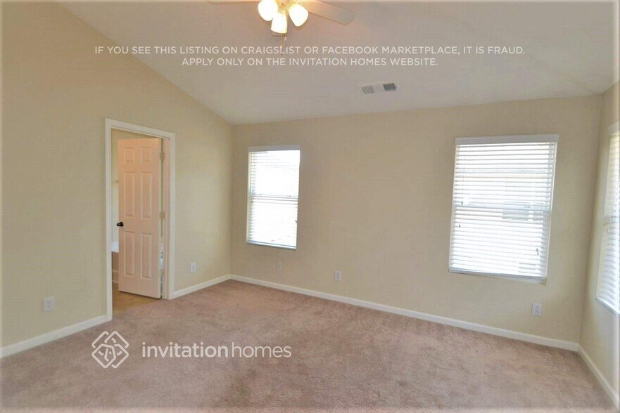 Building Photo - 3680 Roseman Landing