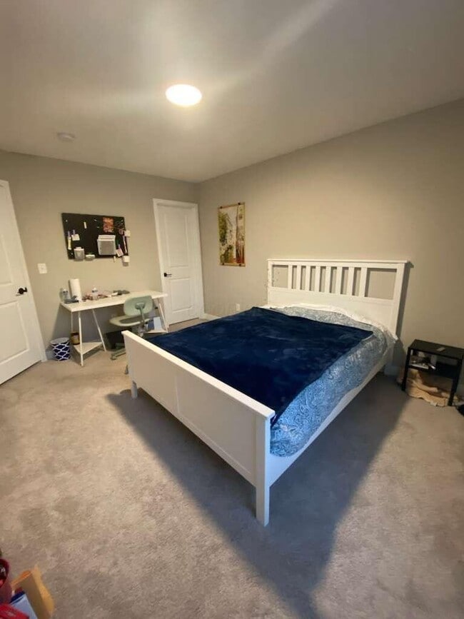 Building Photo - 7184 Celebration Dr