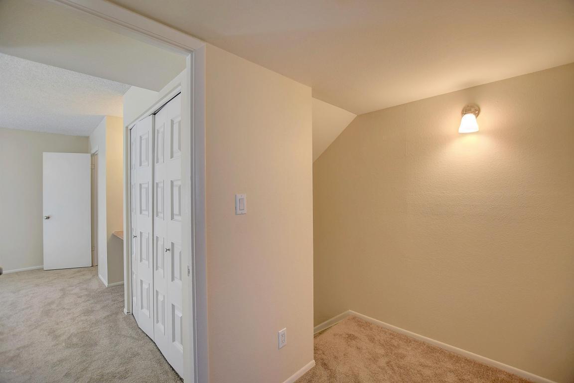 Building Photo - 8344 E Chaparral Rd