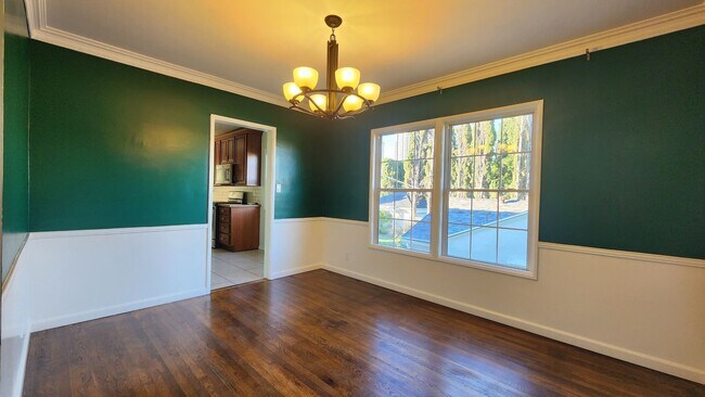 Building Photo - Michael Eilenberg