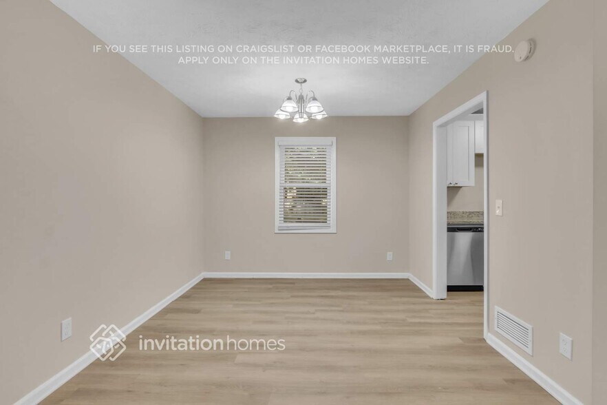 Building Photo - 1107 Wildwood Ln