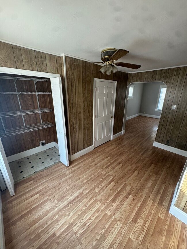 Building Photo - Well-Maintained 3-Bedroom Single-Family Home – $1,450 Rent | Cleveland