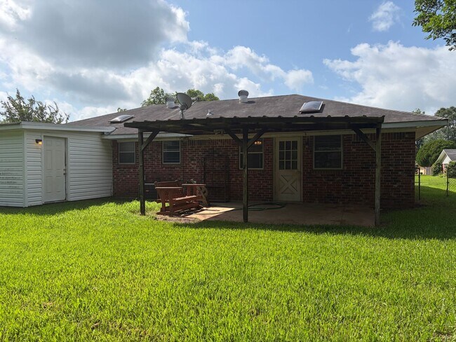 Building Photo - 3BR/2BA in South Bossier (Sun City)