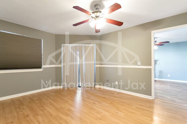 Building Photo - 5615 San Juan Ave