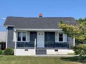 Building Photo - 510 Norwalk St