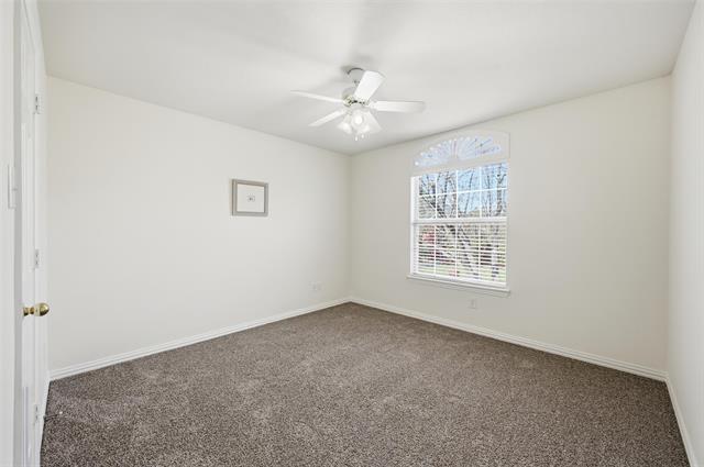 Building Photo - 1718 Clarke Springs Dr