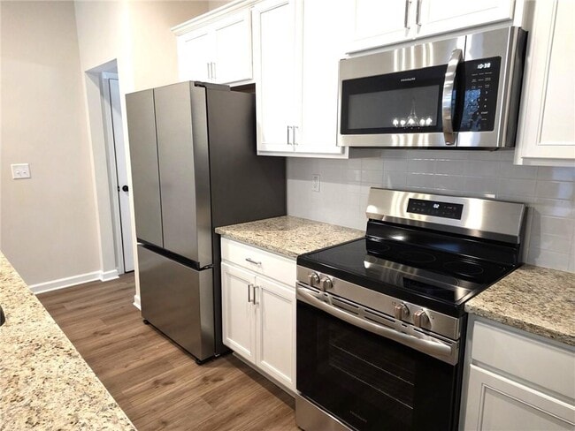 Building Photo - 1416 Lucan Ln