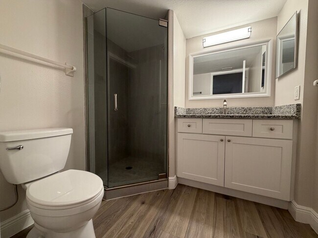 Building Photo - ANNUAL RENTAL - 2 BED / 2 BATH CONDO AT MYSTIC GARDENS