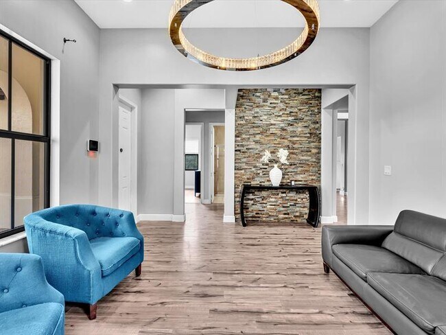 Building Photo - 8567 NW 41 St