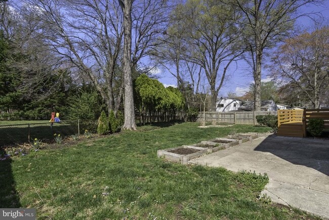 Building Photo - 8908 Charles Augustine Dr