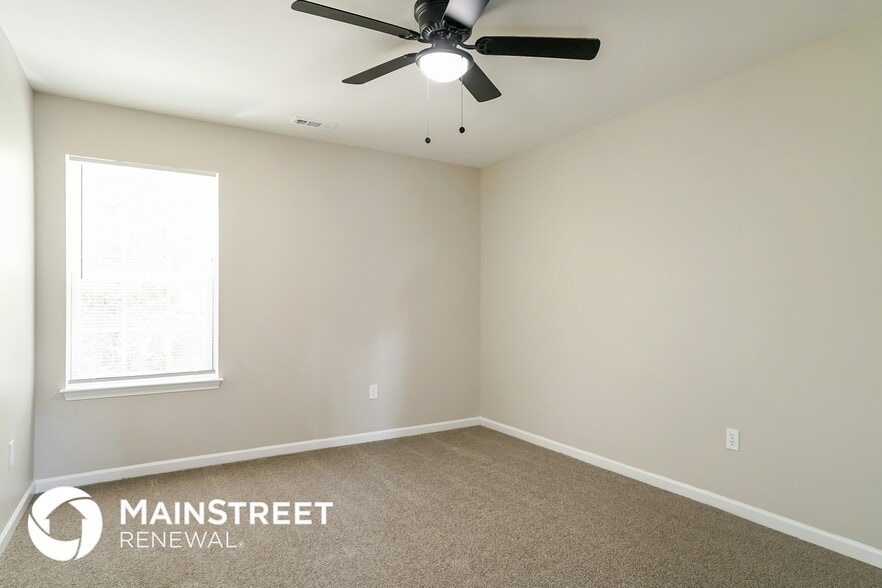 Building Photo - 603 Quail Ct